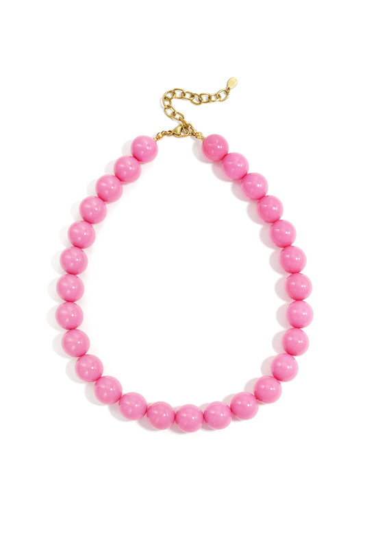 Necklace with large beads
